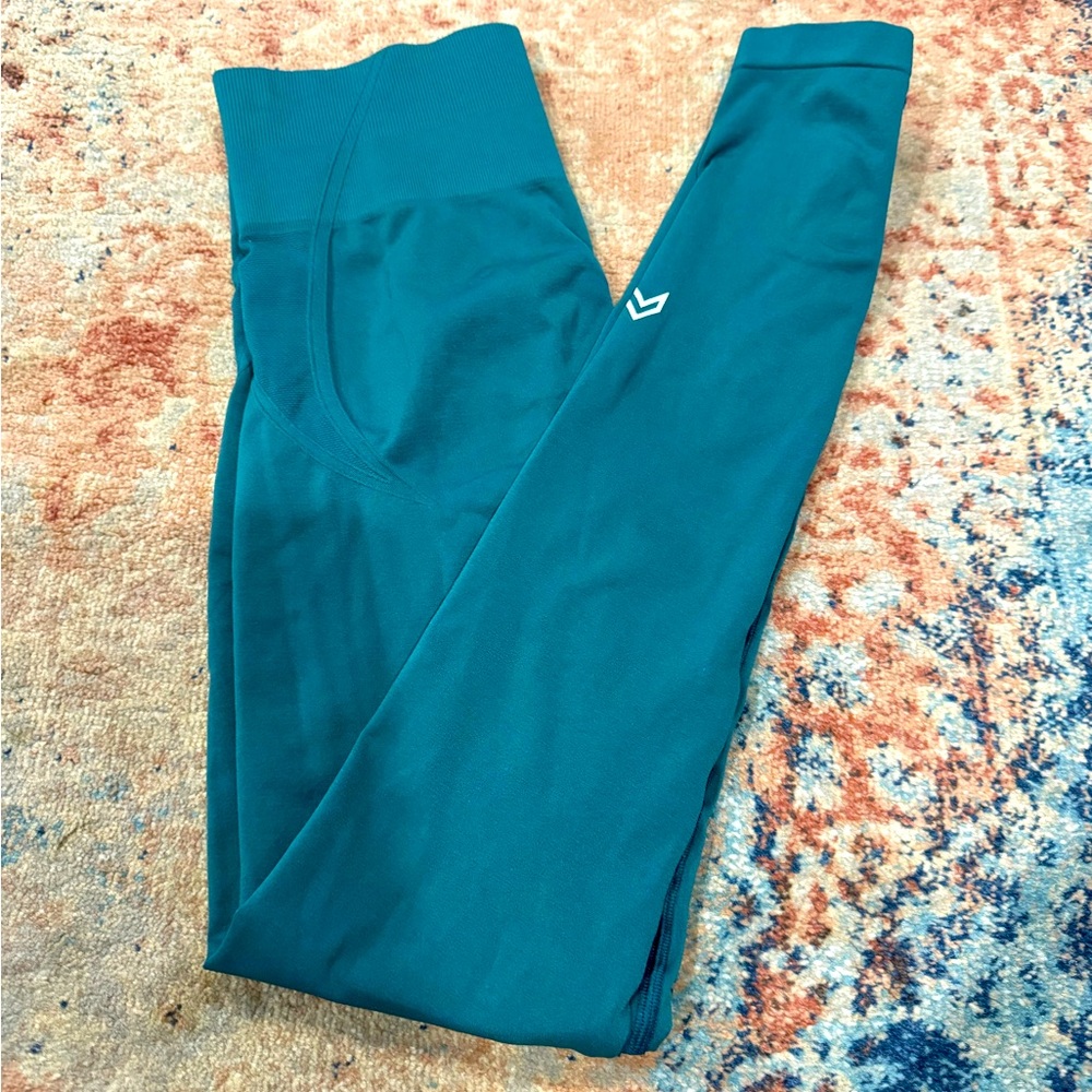 oner active marine teal effortless leggings small long(torn) sale❗️❗️